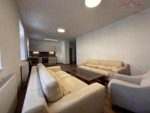 Pronájem bytu 3+kk, Chomutov, Vršovců, 75 m2