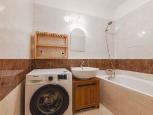 Pronájem bytu 2+kk, Praha, V Štíhlách, 64 m2