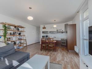 Pronájem bytu 2+kk, Praha, V Štíhlách, 64 m2