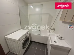 Prodej bytu 4+1, Zlín, Okružní, 77 m2