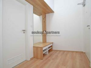 Pronájem bytu 1+kk, Praha - Podolí, Sinkulova, 35 m2