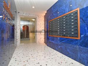 Pronájem bytu 1+kk, Praha - Podolí, Sinkulova, 35 m2