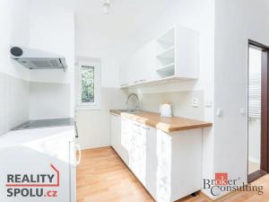 Pronájem bytu 2+1, Praha - Dubeč, K pastvinám, 46 m2