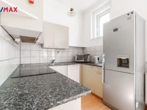 Prodej kanceláře, Praha - Strašnice, Úvalská, 590 m2