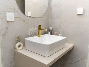 Pronájem komerční nemovitosti, Ostrava - Moravská Ostrava, Přívozská, 51 m2