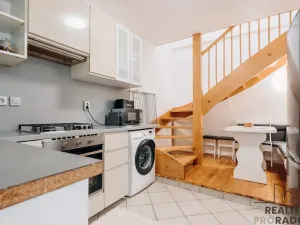 Prodej rodinného domu, Bukovany, 230 m2