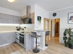 Pronájem bytu 2+kk, Praha - Vysočany, Pod Harfou, 54 m2