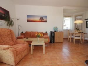 Prodej rodinného domu, Měník, 68 m2