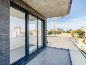 Pronájem bytu 3+kk, Praha, Čakovická, 83 m2