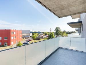 Pronájem bytu 3+kk, Praha, Čakovická, 83 m2