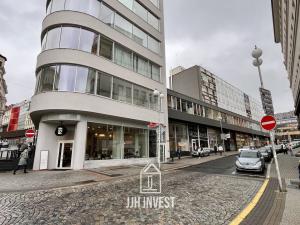 Pronájem obchodního prostoru, Liberec - Liberec IV-Perštýn, Revoluční, 95 m2