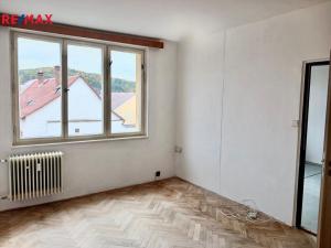 Prodej bytu 2+1, Žlutice, Obránců míru, 60 m2