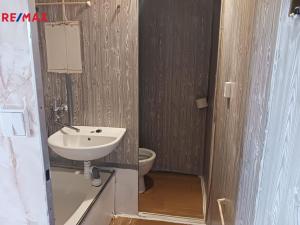 Prodej bytu 2+1, Žlutice, Obránců míru, 60 m2