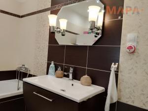 Prodej bytu 3+1, Chomutov, Borová, 77 m2