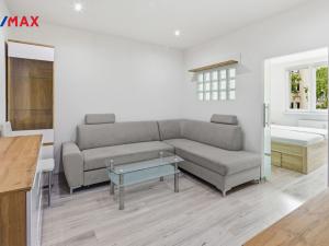 Prodej bytu 2+1, Horní Slavkov, Dlouhá, 55 m2