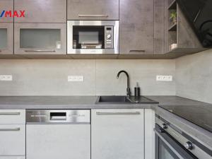 Prodej bytu 2+1, Horní Slavkov, Dlouhá, 55 m2