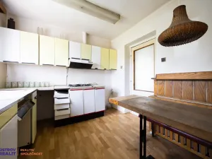 Prodej rodinného domu, Rovensko, 220 m2