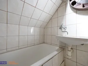 Prodej rodinného domu, Rovensko, 220 m2