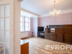 Prodej bytu 4+1, Praha - Holešovice, Veletržní, 101 m2