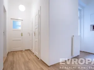 Prodej bytu 4+1, Praha - Holešovice, Veletržní, 101 m2