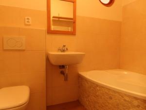 Pronájem bytu 2+kk, Nýřany, Střední, 50 m2