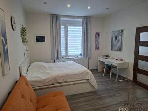 Pronájem bytu 2+kk, Kladno, Cyrila Boudy, 60 m2