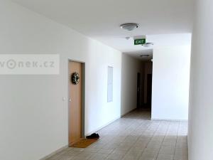 Pronájem bytu 1+kk, Zlín, Březnická, 47 m2