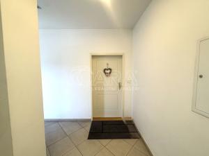 Pronájem bytu 2+kk, Praha - Dejvice, Paťanka, 57 m2