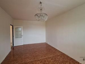 Pronájem bytu 2+1, Ústí nad Labem, Ladova, 67 m2