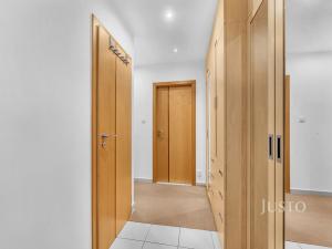 Prodej bytu 2+kk, Praha - Chodov, Hněvkovského, 42 m2