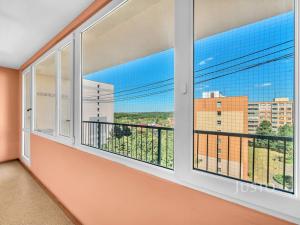 Prodej bytu 2+kk, Praha - Chodov, Hněvkovského, 42 m2