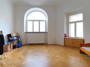 Pronájem bytu 2+1, Praha - Nové Město, Na Moráni, 62 m2