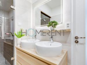 Pronájem bytu 2+kk, Praha - Vinohrady, Varšavská, 52 m2