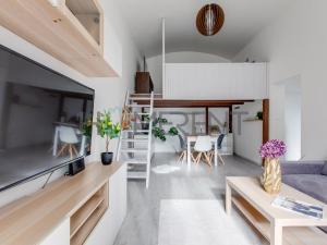 Pronájem bytu 2+kk, Praha - Vinohrady, Varšavská, 52 m2