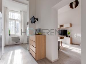Pronájem bytu 2+kk, Praha - Vinohrady, Varšavská, 52 m2