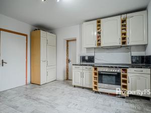 Prodej rodinného domu, Hrádek, 200 m2