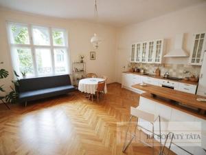 Pronájem bytu 2+kk, Praha - Hradčany, Na baště sv. Tomáše, 70 m2