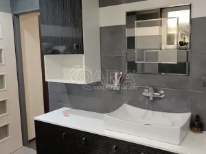 Pronájem bytu 2+1, Zlín - Prštné, Náves, 72 m2