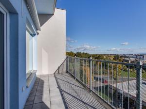 Pronájem bytu 2+kk, Praha - Prosek, Cihlářská, 65 m2
