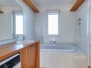 Pronájem bytu 2+kk, Praha - Prosek, Cihlářská, 65 m2