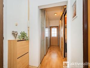 Prodej bytu 3+1, Neratovice, 28. října, 74 m2