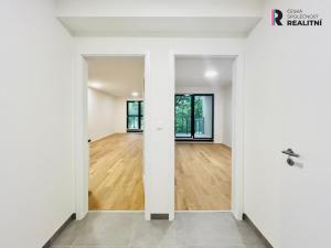 Pronájem bytu 2+kk, Praha - Břevnov, Radimova, 59 m2