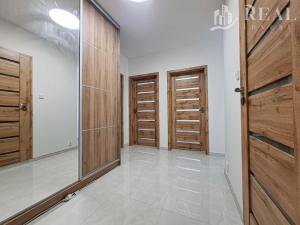 Prodej bytu 4+1, Jirkov, Na Borku, 77 m2