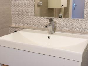 Pronájem bytu 3+1, Ostrava - Moravská Ostrava, Ahepjukova, 63 m2