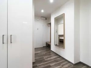 Pronájem bytu 1+1, Praha - Vokovice, Kladenská, 36 m2