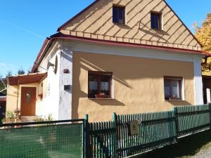 Prodej rodinného domu, Poběžovice, 100 m2