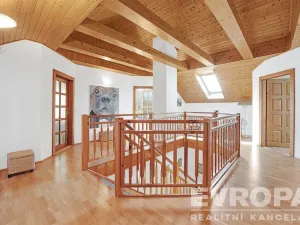 Prodej rodinného domu, Nymburk, Pístecká, 350 m2