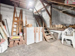 Prodej rodinného domu, Kadaň, Poštovní, 500 m2