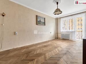 Prodej bytu 3+1, Hroznětín, Sídliště, 73 m2