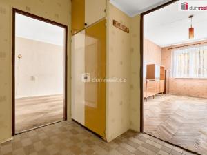 Prodej bytu 3+1, Hroznětín, Sídliště, 73 m2